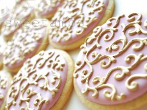 pink and gold cookies