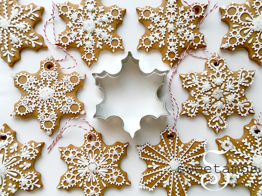 How To Decorate Snowflake Cookies!